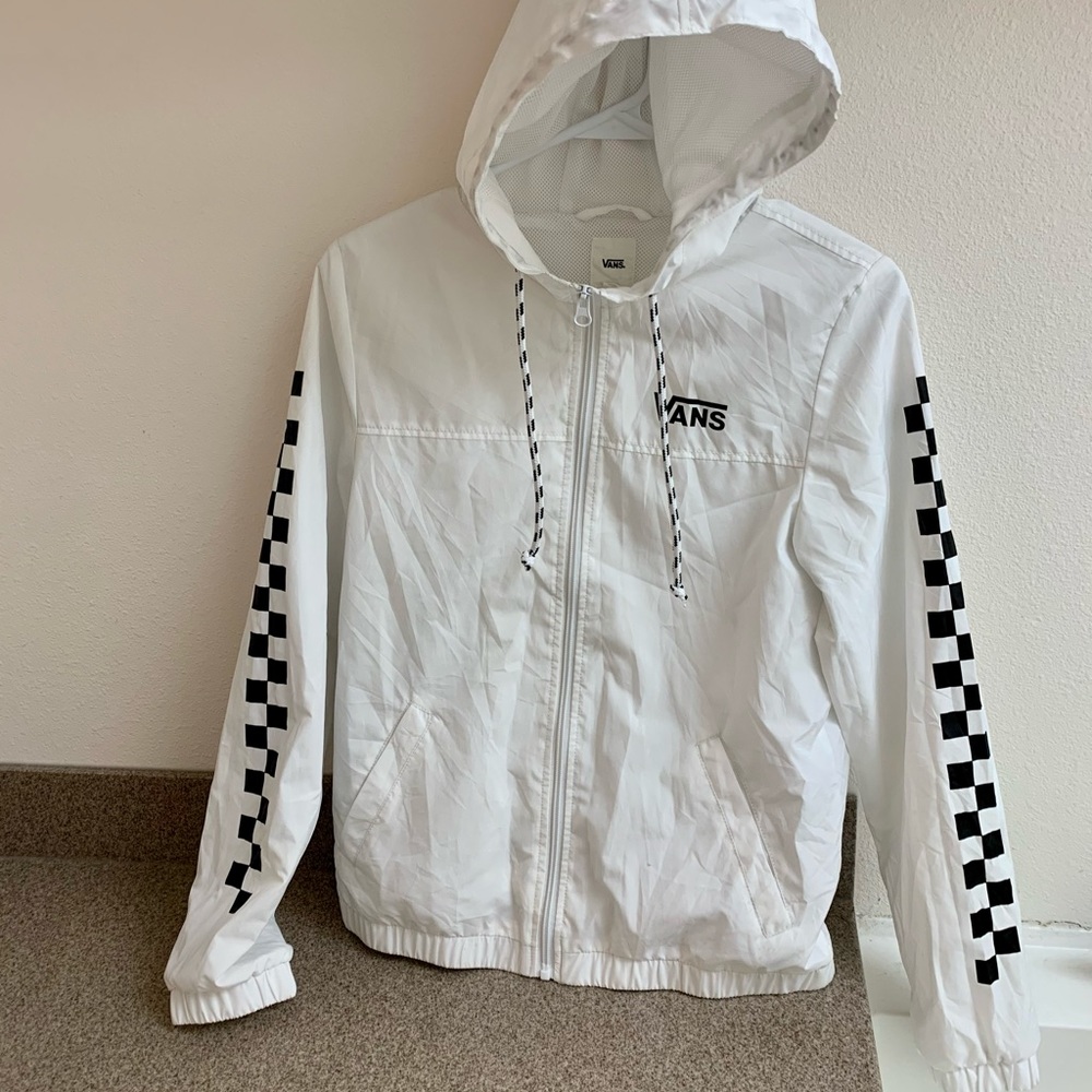 Windbreaker - Picture 2 of 3